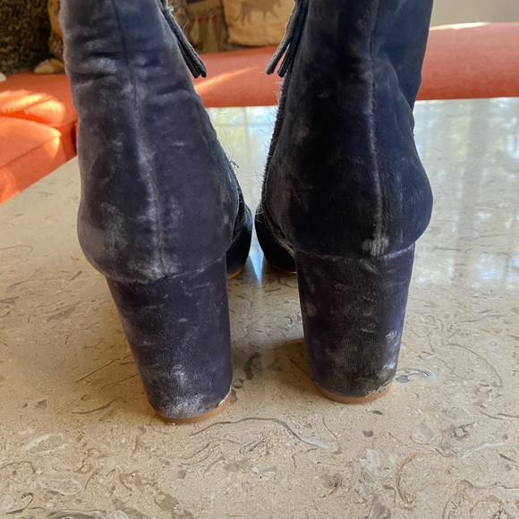 Zara Basic Grey Blue Crushed Velvet Booties - Picture 3 of 8